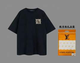 Picture of Louis Vuitton T Shirts Short _SKULVS-XL11Ln677606
